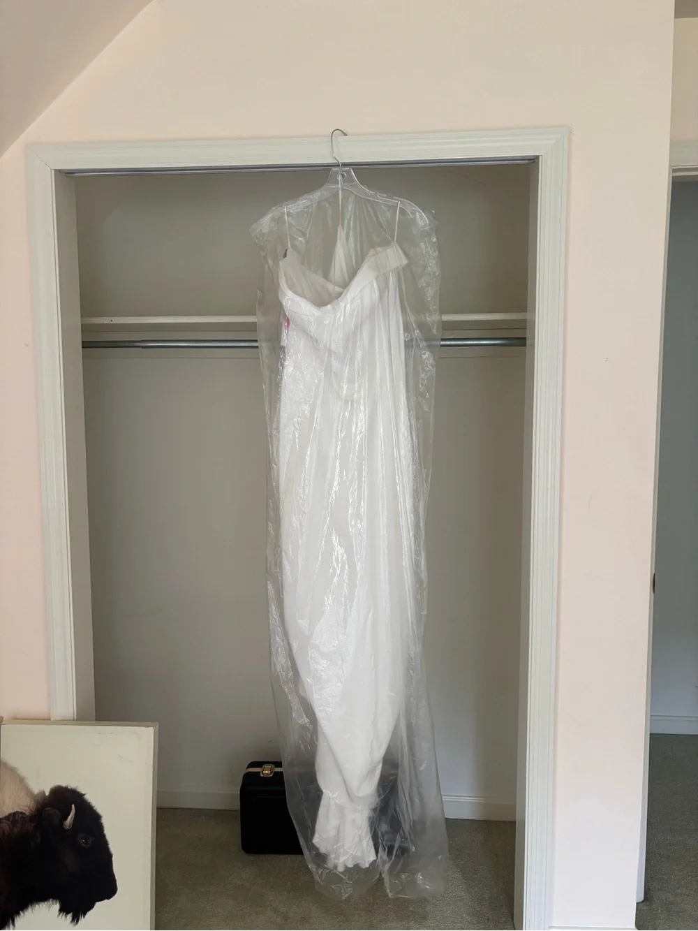 NEW Ivory Crepe Strapless Wedding Dress with Sweetheart Neckline